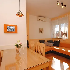 apartment-marita.splithotels.org/